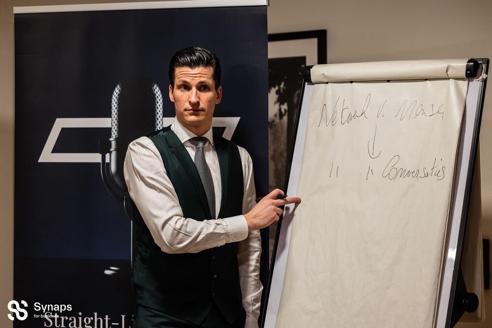 Straight Line Leadership
